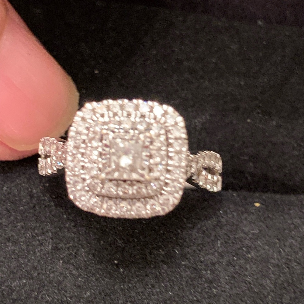 1 cttw Diamond Gold Ring - Picture 3 of 8